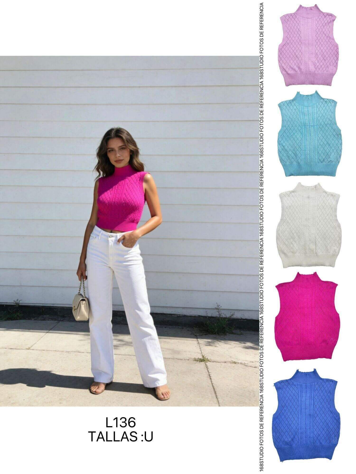 Top de Cuello Alto con Textura de Cuadrícula